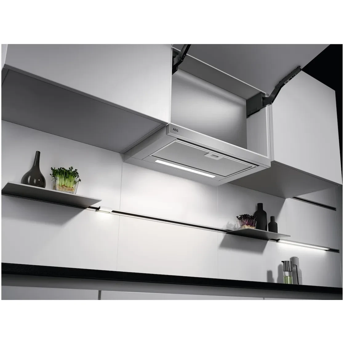 Okap AEG DPE5660M 60cm 4