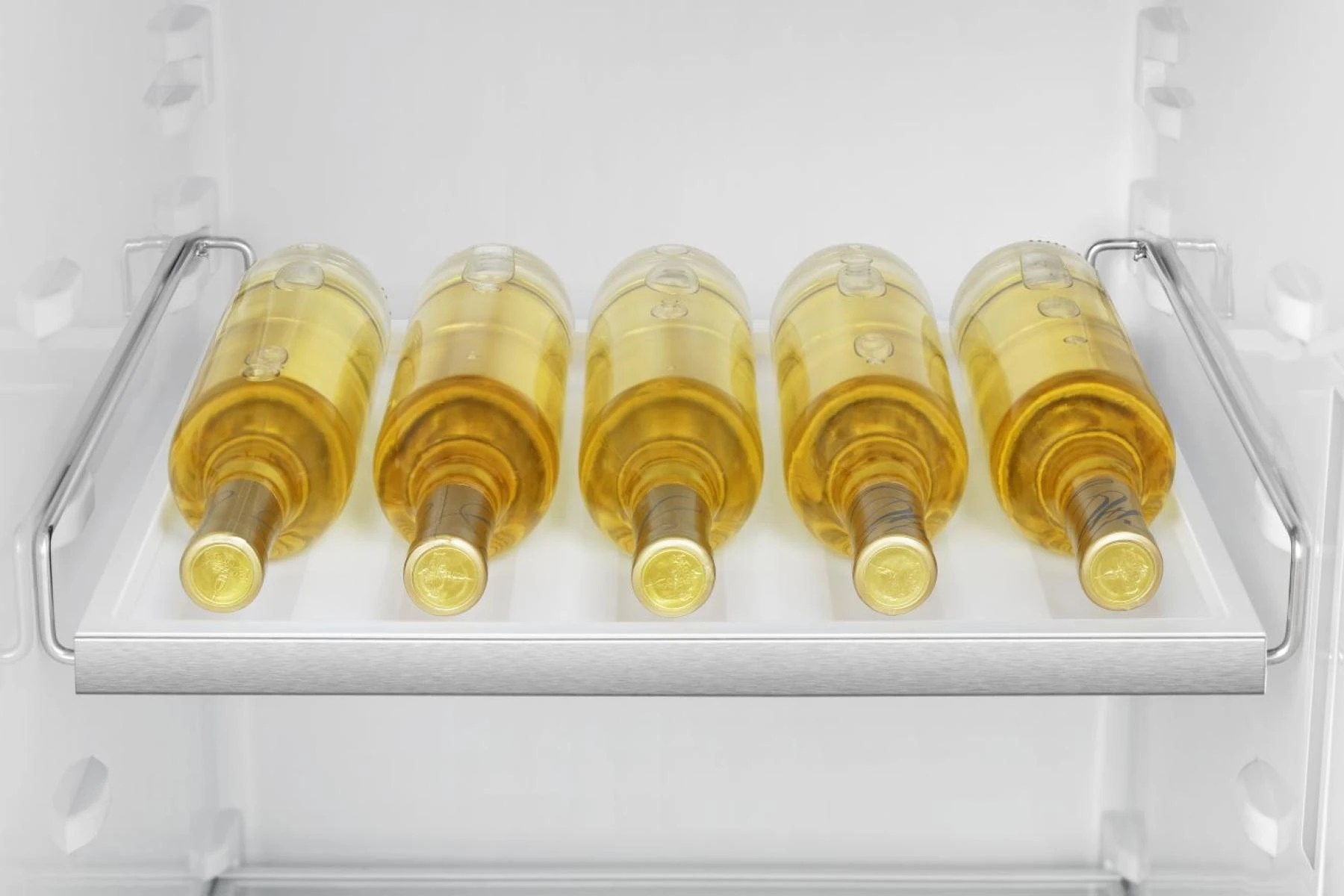 Chłodziarko-zamrażarka HISENSE RS818N4TIC 11